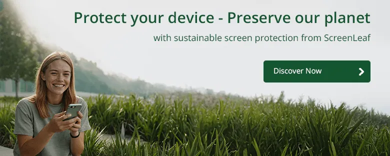 Smiling woman in greenery with smartphone – sustainable screen protection by ScreenLeaf, plus discover protection button.